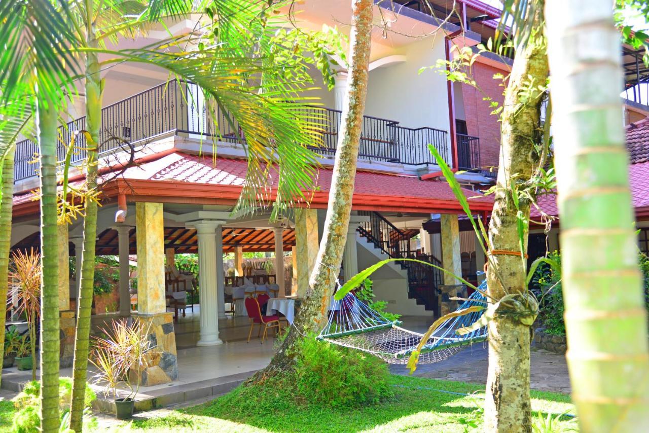 Little Villa Hotel Wadduwa Dış mekan fotoğraf