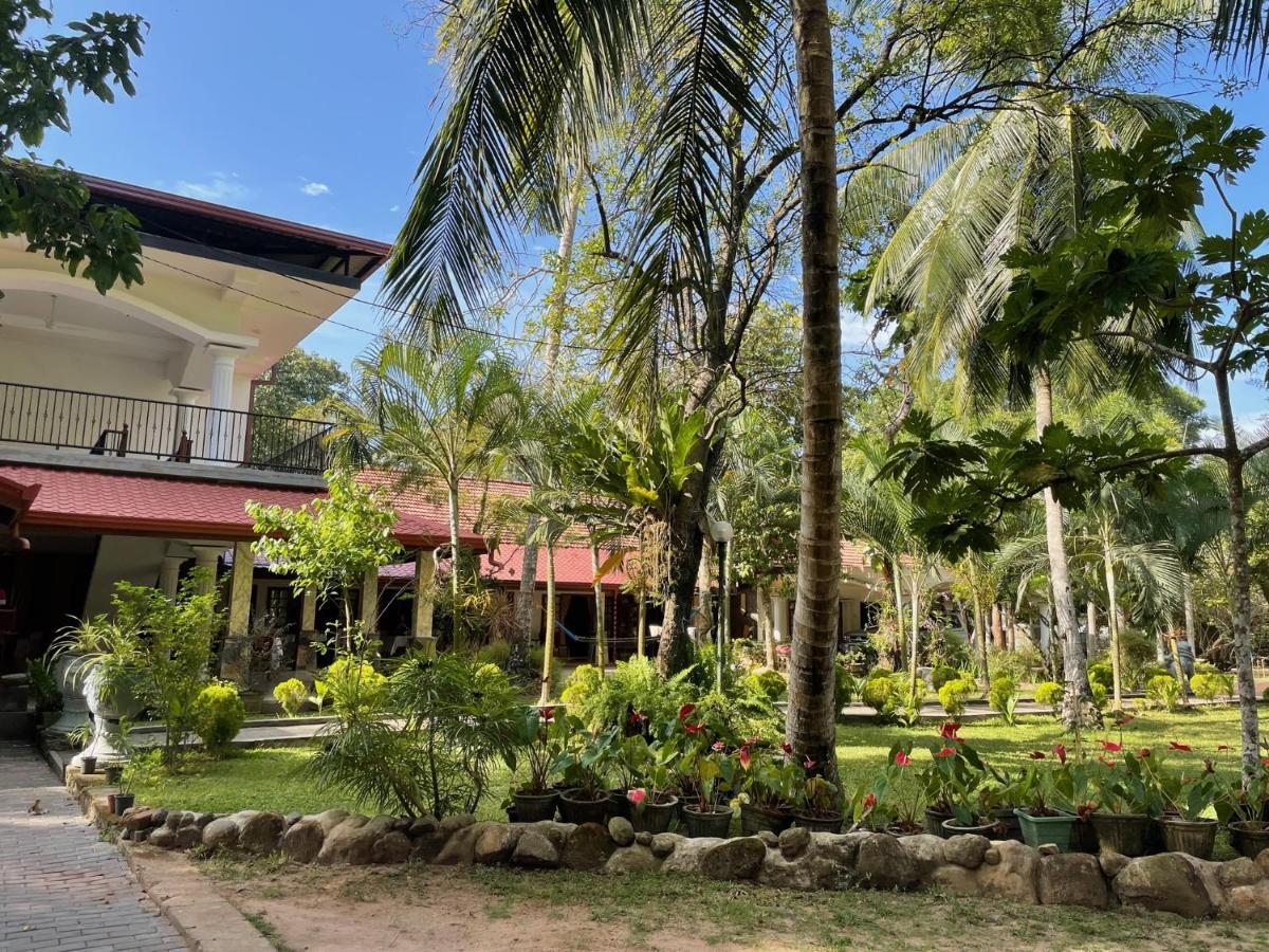 Little Villa Hotel Wadduwa Dış mekan fotoğraf